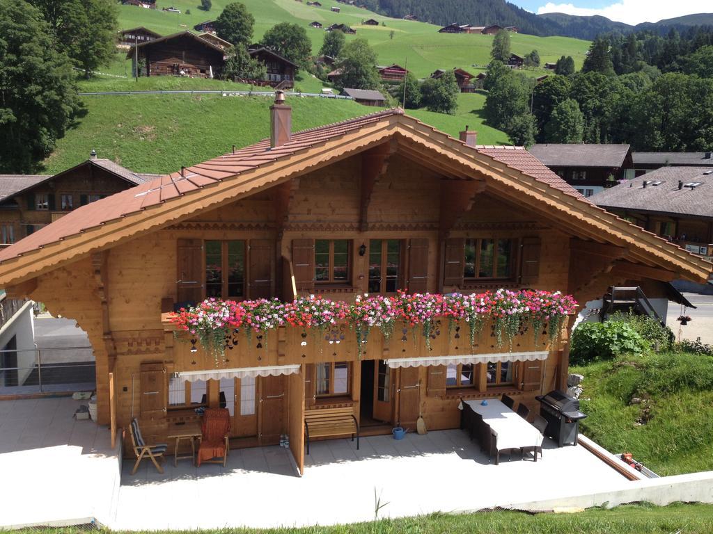 B&B Panorama Gstaad Exterior photo